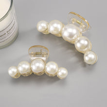 Load image into Gallery viewer, 4 PCS Large Pearl Hair Claw Clips for Women Girls, Hair Barrette Clamps for Thick Thin Hair 2022