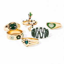 Load image into Gallery viewer, 6 Pcs/Set Retro Finger Ring Set Boho Frog Snake Gold Carved Knuckle Rings for Women Jewelry Gifts