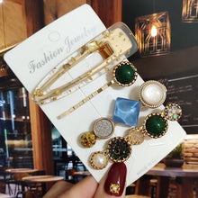 Load image into Gallery viewer, New Starfish Hair Clip For Women 2021 Korean Acrylic Hairpins Geometric Crystal Hair Barrettes Girl Hair Accessories Hairgrip 2022