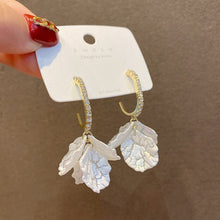 Load image into Gallery viewer, Long Dangle Earrings for Women 2021 Fashion Full Crystal Simulated Pearl Tassel Drop Earring Vintage Gold Brincos Jewelry 2022