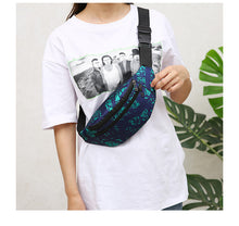Load image into Gallery viewer, New men holographic waist bag sport run fanny pack men crossbody bag fashion chest bag phone purse multifunction belt bag bum 2022
