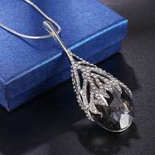 Load image into Gallery viewer, Long Waterdrop Sweater Pendant Necklace 2022