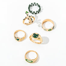 Load image into Gallery viewer, 6 Pcs/Set Retro Finger Ring Set Boho Frog Snake Gold Carved Knuckle Rings for Women Jewelry Gifts
