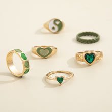 Load image into Gallery viewer, 6 Pcs/Set Retro Finger Ring Set Boho Frog Snake Gold Carved Knuckle Rings for Women Jewelry Gifts
