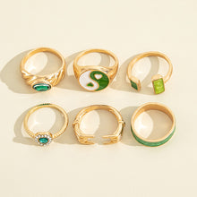Load image into Gallery viewer, 6 Pcs/Set Retro Finger Ring Set Boho Frog Snake Gold Carved Knuckle Rings for Women Jewelry Gifts

