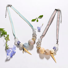 Load image into Gallery viewer, Acrylic Statement Necklaces &amp; Pendants For Women Classic Geometric Choker Necklaces Female Boho Kolye Bijoux Fashion Jewelry 2022
