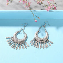 Load image into Gallery viewer, Vintage Long Dangle Earrings for Women Bohemian Boho Jewelry Tassel Drop Earring Jewelry 2022
