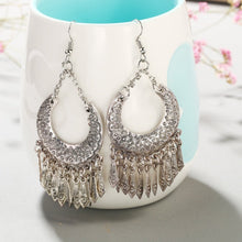 Load image into Gallery viewer, Vintage Long Dangle Earrings for Women Bohemian Boho Jewelry Tassel Drop Earring Jewelry 2022
