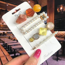 Load image into Gallery viewer, Leaf Pearl Acrylic Hair Clips Set Barrettes for Women 2022
