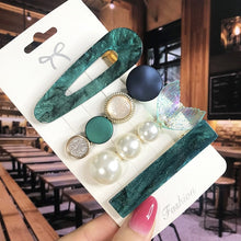 Load image into Gallery viewer, Leaf Pearl Acrylic Hair Clips Set Barrettes for Women 2022
