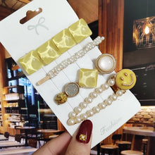Load image into Gallery viewer, New Starfish Hair Clip For Women 2021 Korean Acrylic Hairpins Geometric Crystal Hair Barrettes Girl Hair Accessories Hairgrip 2022
