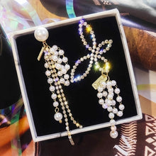 Load image into Gallery viewer, Long Dangle Earrings for Women 2021 Fashion Full Crystal Simulated Pearl Tassel Drop Earring Vintage Gold Brincos Jewelry 2022

