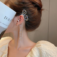 Load image into Gallery viewer, 1 Piece Fashion Crystal Butterfly Clip on Earring Pearl Beads Ear Cuff Long Tassels Hollow Earrings For Women Clip Jewelry Gifts 2022
