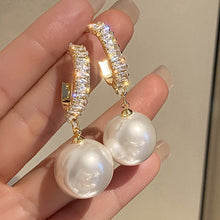 Load image into Gallery viewer, Long Dangle Earrings for Women 2022 Fashion Full Crystal Simulated Pearl Tassel Drop Earring Vintage Gold Brincos Jewelry 2022
