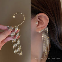 Load image into Gallery viewer, New Luxury Shining Zircon Rhinestone Long Tassel Ear Clip Ear Cuff Exquisite Vintage Clip Earrings Fashion Wedding Jewelry 2022
