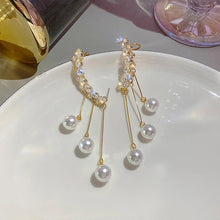 Load image into Gallery viewer, Luxury Crystal Wing Earrings for Women 2022 New Fashion Pearl Tassel Drop Earring Female Gold Brincos Jewelry Accessories 2022
